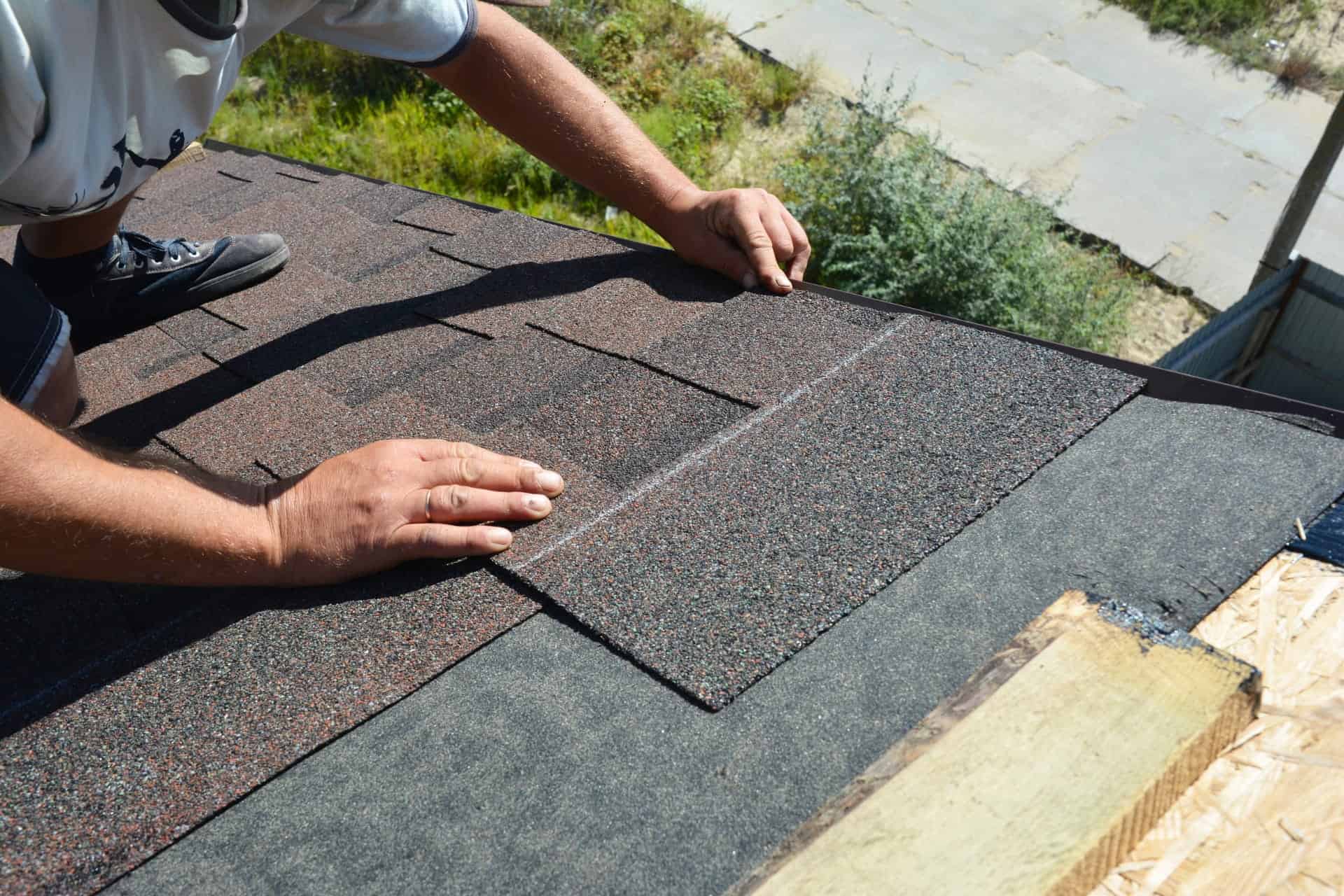 How to Handle Emergency Roof Repairs After a Storm